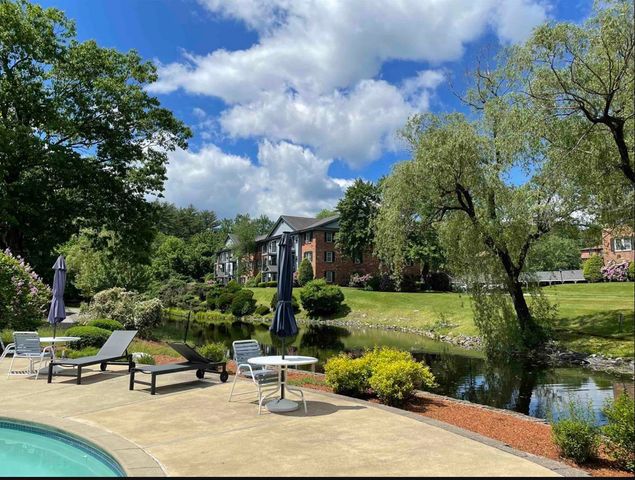 15 Northbrook Dr Unit 1512, Manchester, NH 03102