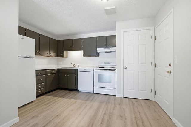 15 Northbrook Dr Unit 1512, Manchester, NH 03102