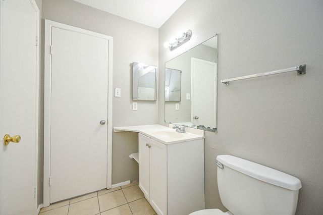 16303 Lyons School Road 703, Spring, TX 77379