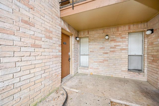 16303 Lyons School Road 703, Spring, TX 77379