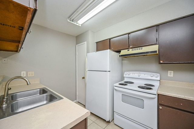 16303 Lyons School Road 703, Spring, TX 77379