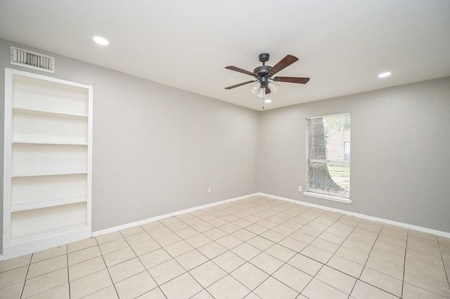 16303 Lyons School Road 703, Spring, TX 77379