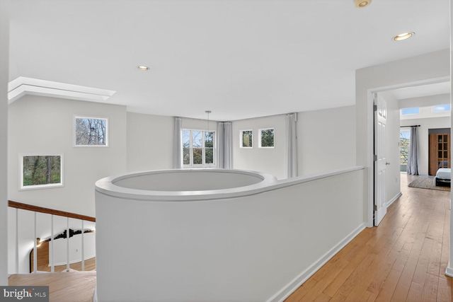 2028 BEACON PL, Reston, VA 20191