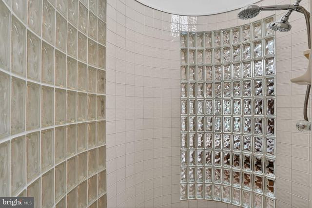 2028 BEACON PL, Reston, VA 20191