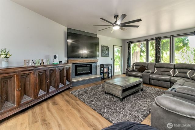 16302 216th Street E, Graham, WA 98338