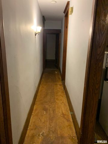 1631 N CALIFORNIA Avenue, Peoria, IL 61603