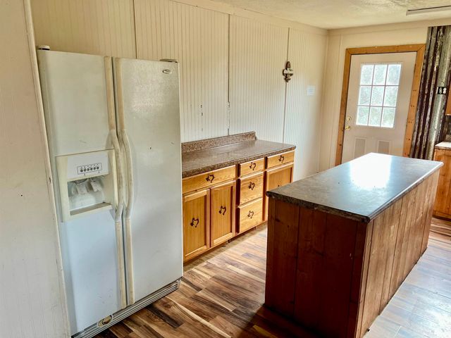 6815 FM 31 S, Carthage, TX 75633