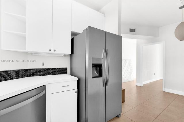 10730 NW 66th St 113, Doral, FL 33178