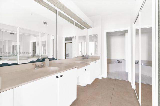 10730 NW 66th St 113, Doral, FL 33178