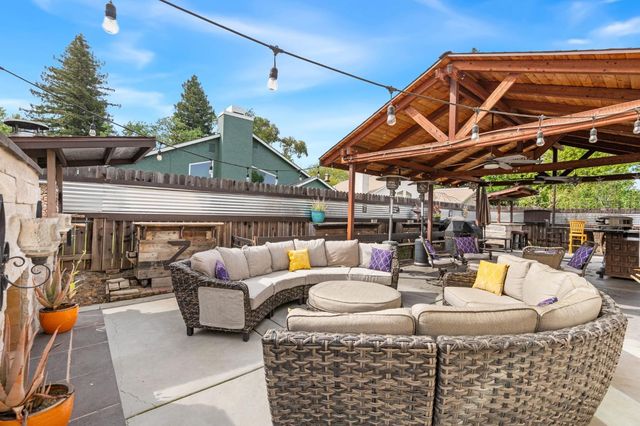 1358 Grendel Way, Sacramento, CA 95833