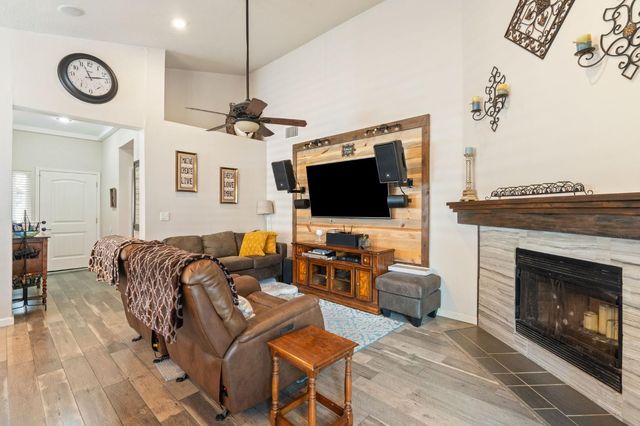 1358 Grendel Way, Sacramento, CA 95833