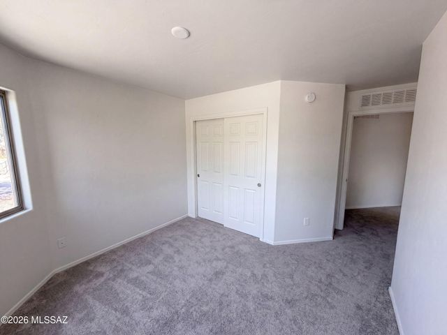 6550 W Wolf Valley Way, Tucson, AZ 85757