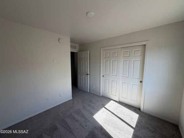 6550 W Wolf Valley Way, Tucson, AZ 85757
