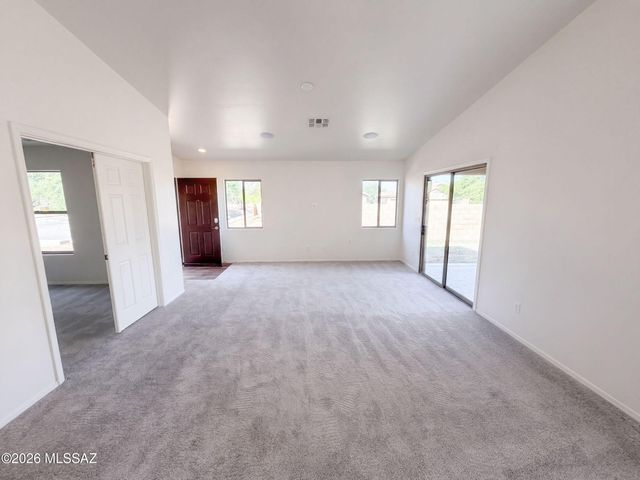 6550 W Wolf Valley Way, Tucson, AZ 85757