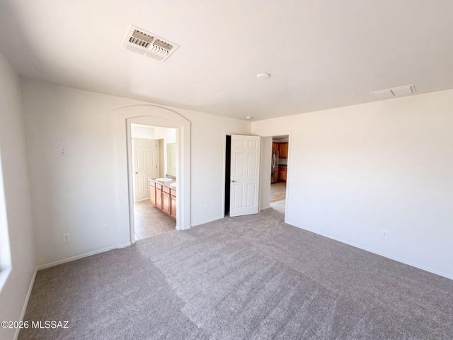 6550 W Wolf Valley Way, Tucson, AZ 85757