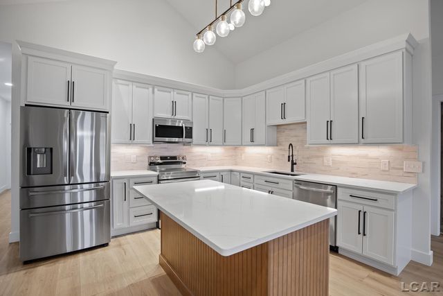 8810 Stephenson Highway, Onsted, MI 49265