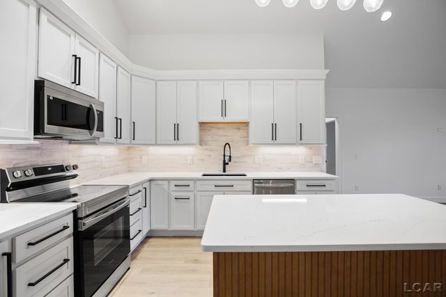 8810 Stephenson Highway, Onsted, MI 49265