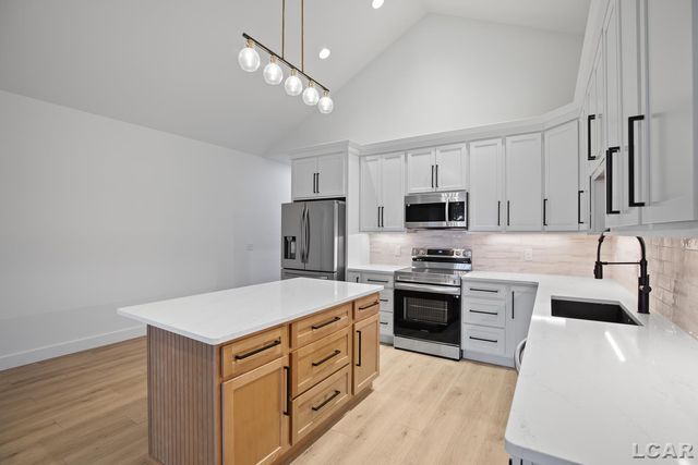 8810 Stephenson Highway, Onsted, MI 49265