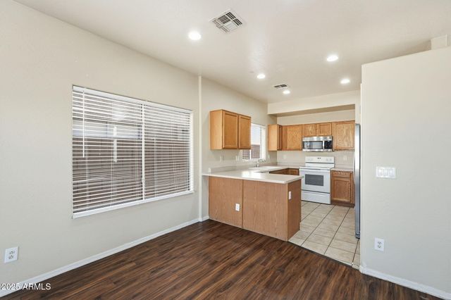 8852 W HESS Street, Tolleson, AZ 85353