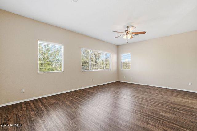 8852 W HESS Street, Tolleson, AZ 85353