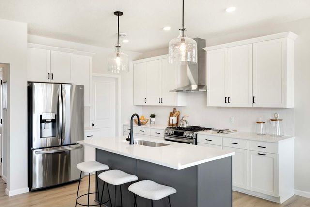 10924 Lower 37th St Court N, Lake Elmo, MN 55042