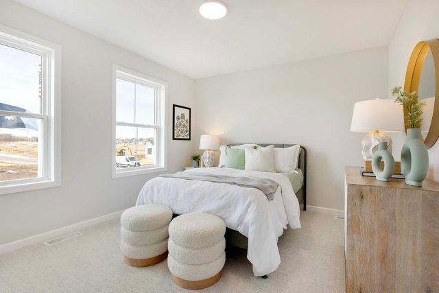 10924 Lower 37th St Court N, Lake Elmo, MN 55042