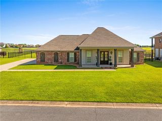 209 ST ANDREWS Drive, Alexandria, LA 71303