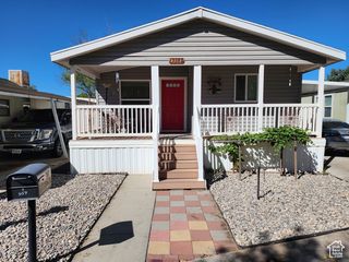 4718 S ASPEN LN, Taylorsville, UT 84123