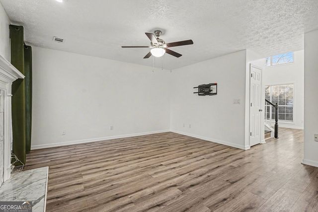 964 Pointers Way, Lawrenceville, GA 30043