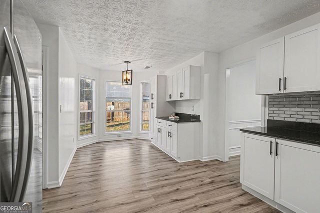 964 Pointers Way, Lawrenceville, GA 30043