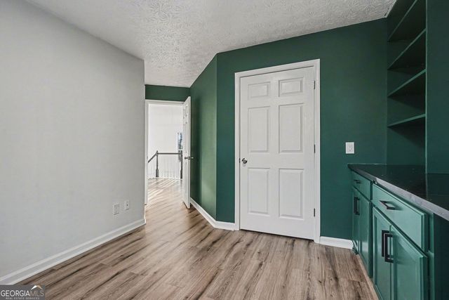 964 Pointers Way, Lawrenceville, GA 30043