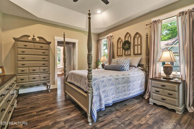 265 Falling Leaf Rd, Jamestown, TN 38556