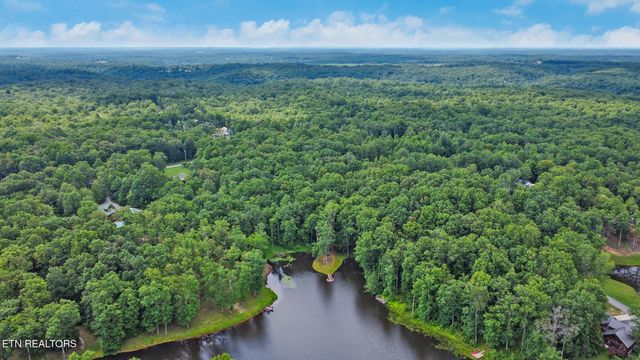 265 Falling Leaf Rd, Jamestown, TN 38556