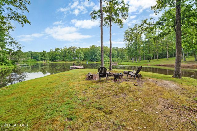 265 Falling Leaf Rd, Jamestown, TN 38556