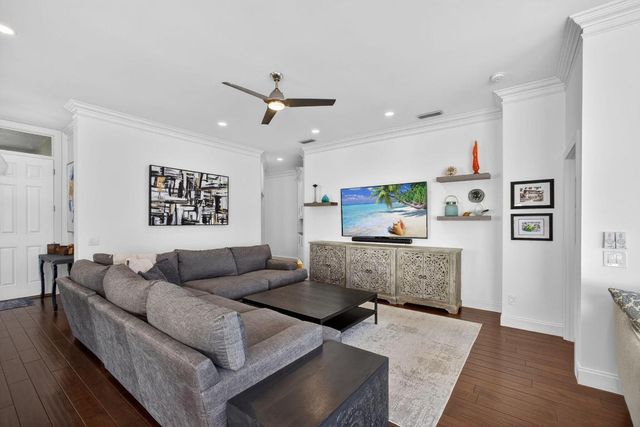 177 Hampton Place, Jupiter, FL 33458