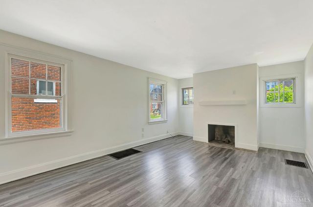 1225 Amanda Place, Cincinnati, OH 45205