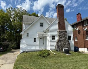 1225 Amanda Place, Cincinnati, OH 45205