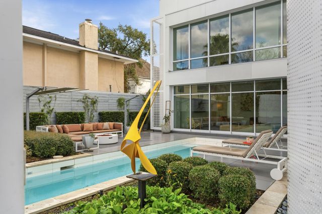 1509 Banks Street, Houston, TX 77006