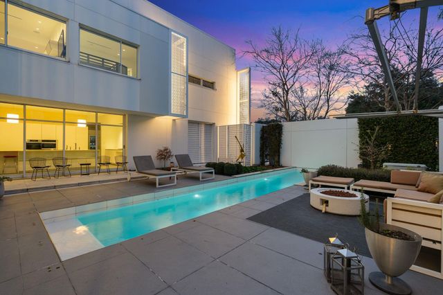 1509 Banks Street, Houston, TX 77006