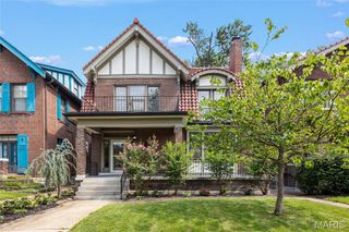 5847 Waterman Boulevard, St Louis, MO 63112