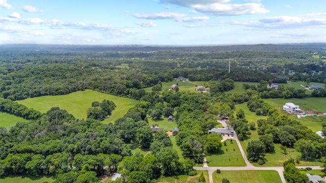 1740 Hudson Rd, Madison, TN 37115