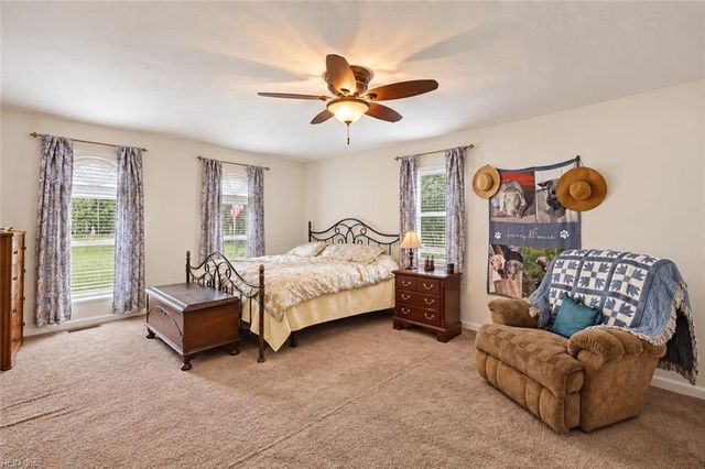 2536 Seven Eleven RD, Chesapeake, VA 23322