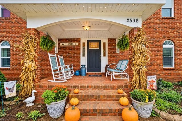 2536 Seven Eleven RD, Chesapeake, VA 23322