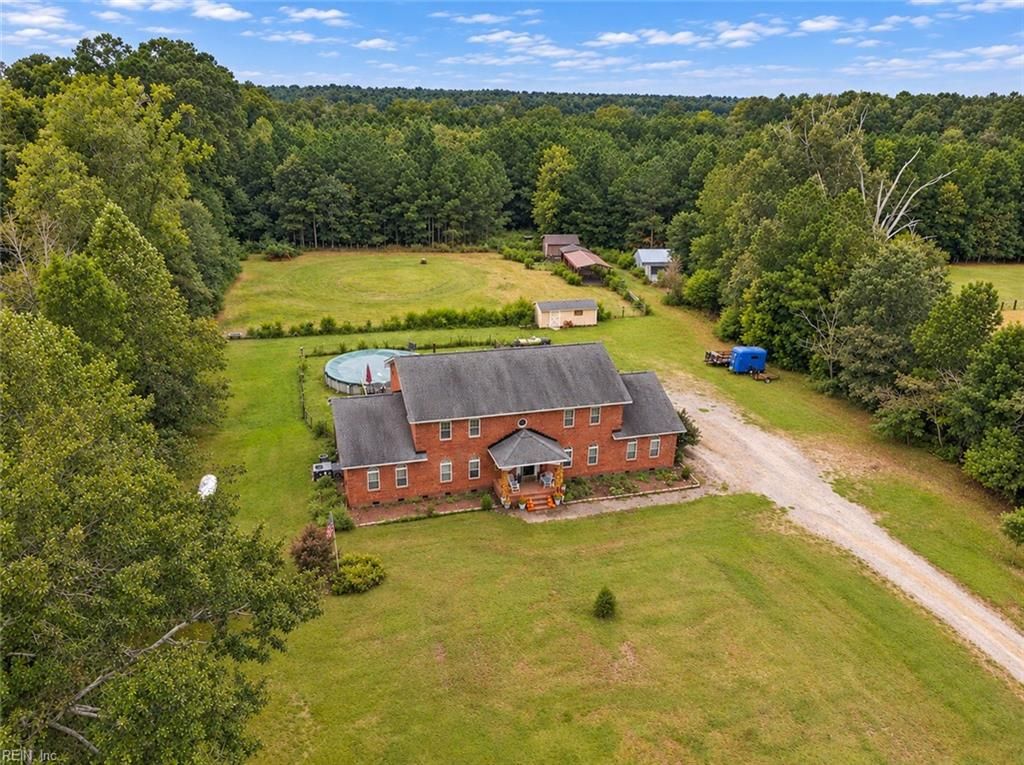 2536 Seven Eleven RD, Chesapeake, VA 23322