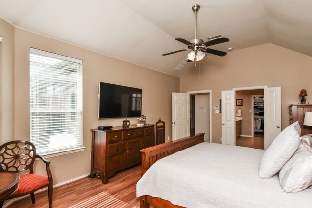 1700 Bluebird Drive, Little Elm, TX 75068