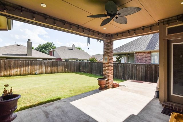 1700 Bluebird Drive, Little Elm, TX 75068