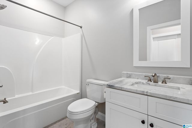 180 SHORELINE VIEW, Talladega, AL 35160
