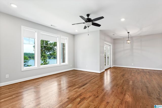 180 SHORELINE VIEW, Talladega, AL 35160