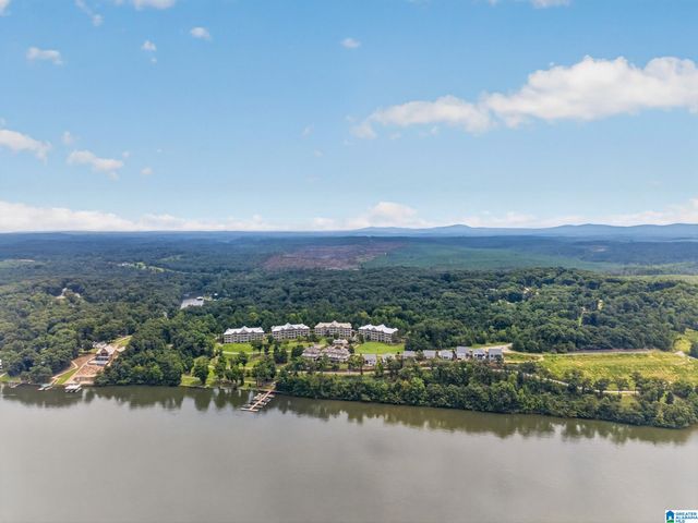 180 SHORELINE VIEW, Talladega, AL 35160