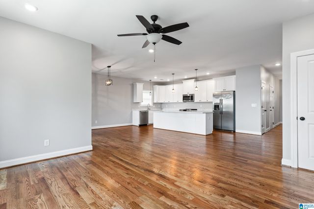 180 SHORELINE VIEW, Talladega, AL 35160
